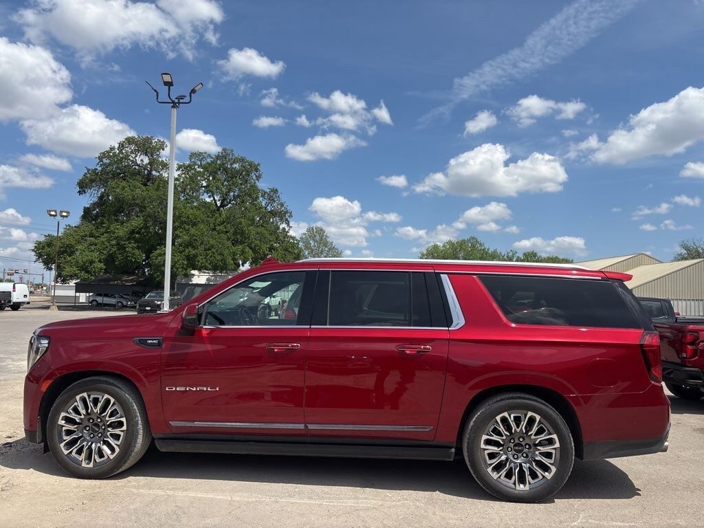 2023 GMC Yukon XL