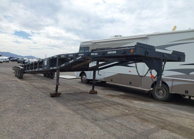 2014 DIAMOND C TRAILER MFG. Diamond C Trailer Mfg.