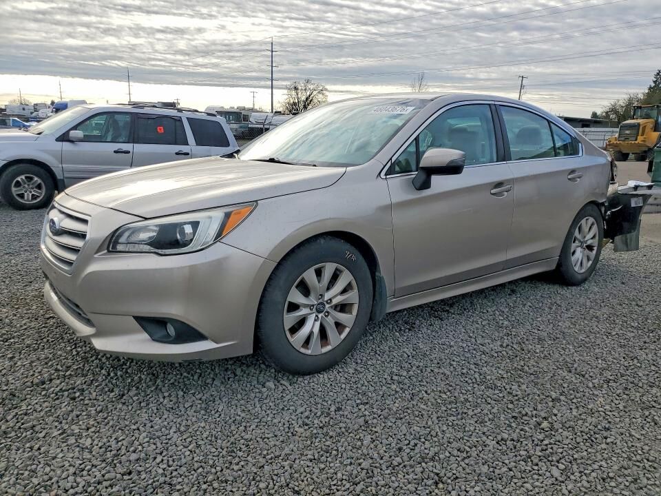 2016 SUBARU Legacy