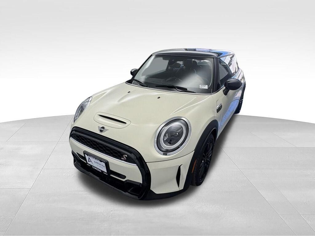 2023 MINI Hardtop