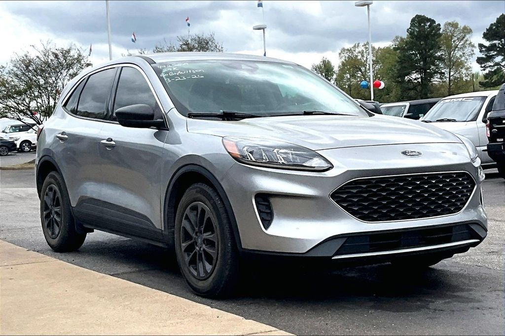 2022 FORD Escape