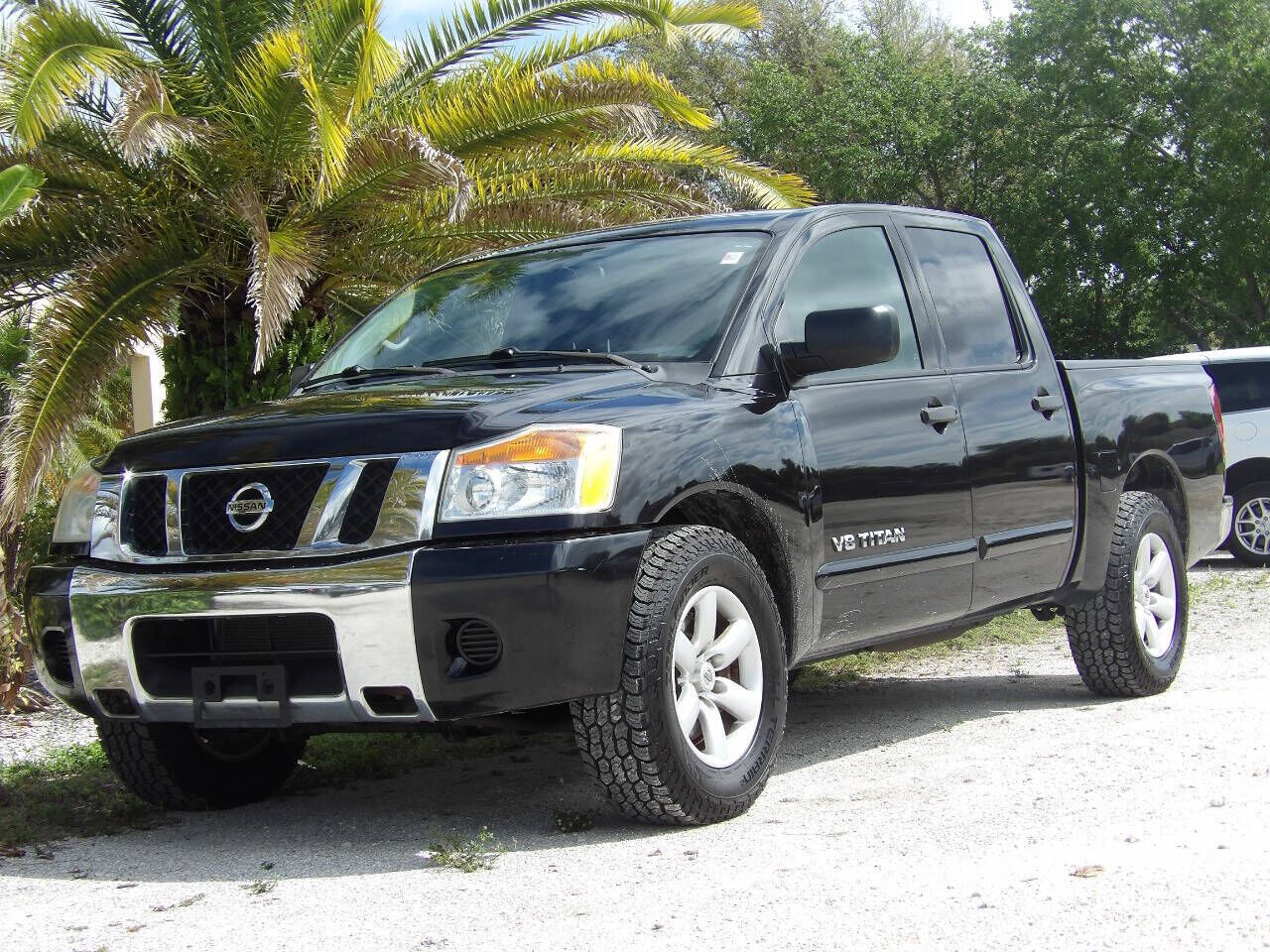 2012 NISSAN Titan