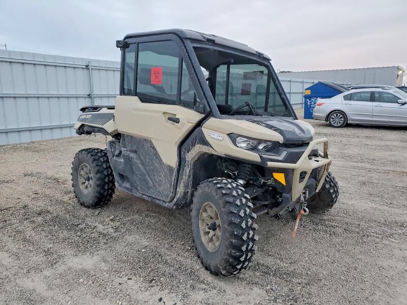 2024 CAN-AM Defender/Traxter