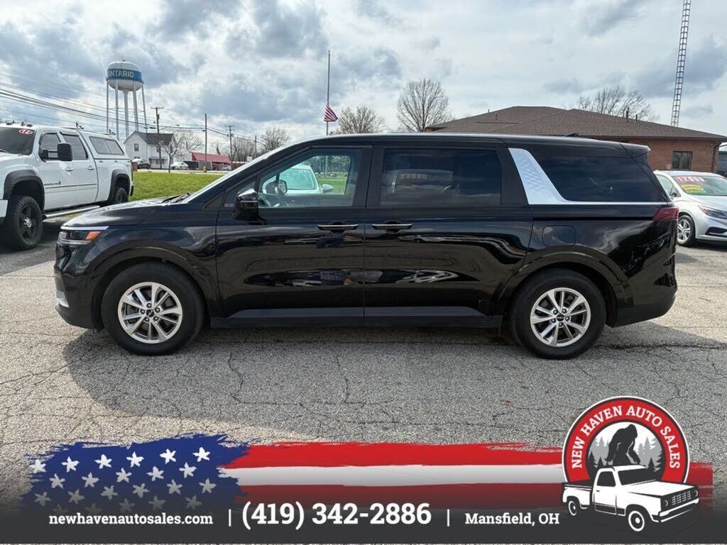 2023 KIA Carnival