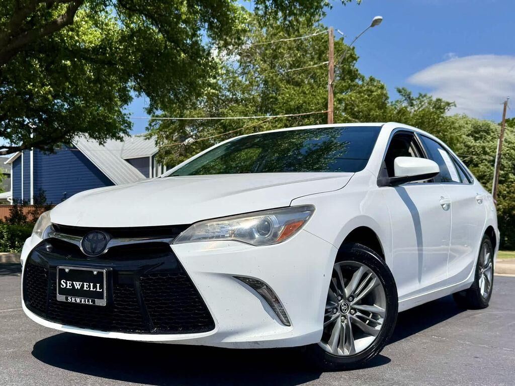 2017 TOYOTA Camry