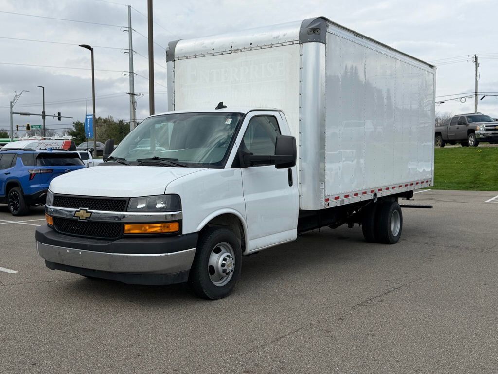 2021 CHEVROLET Express