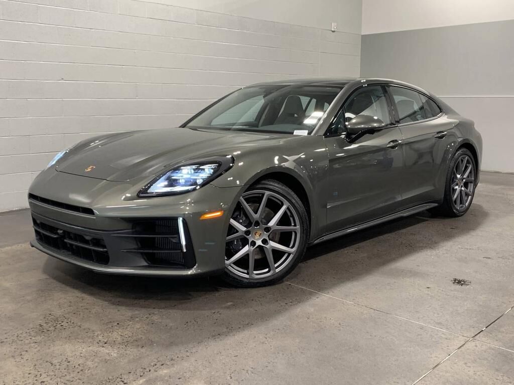 2025 PORSCHE Panamera