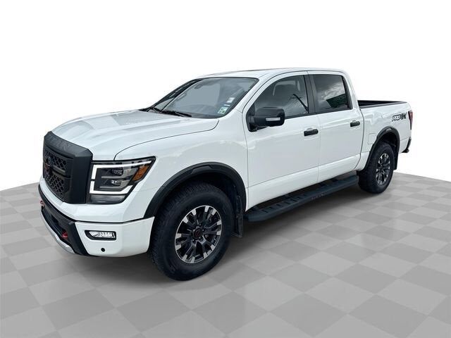 2023 NISSAN Titan