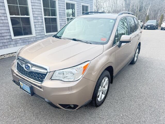 2016 SUBARU Forester