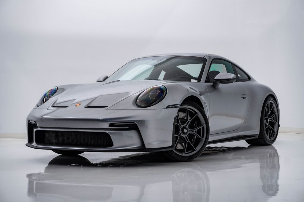 2024 PORSCHE 911