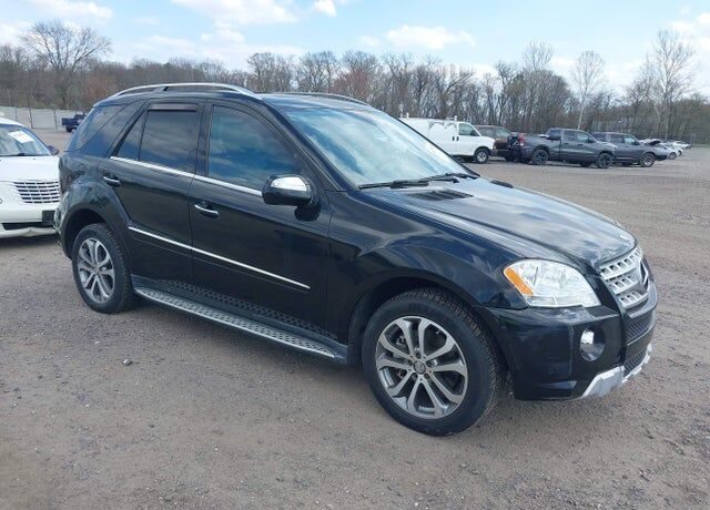 2010 MERCEDES-BENZ M-Class