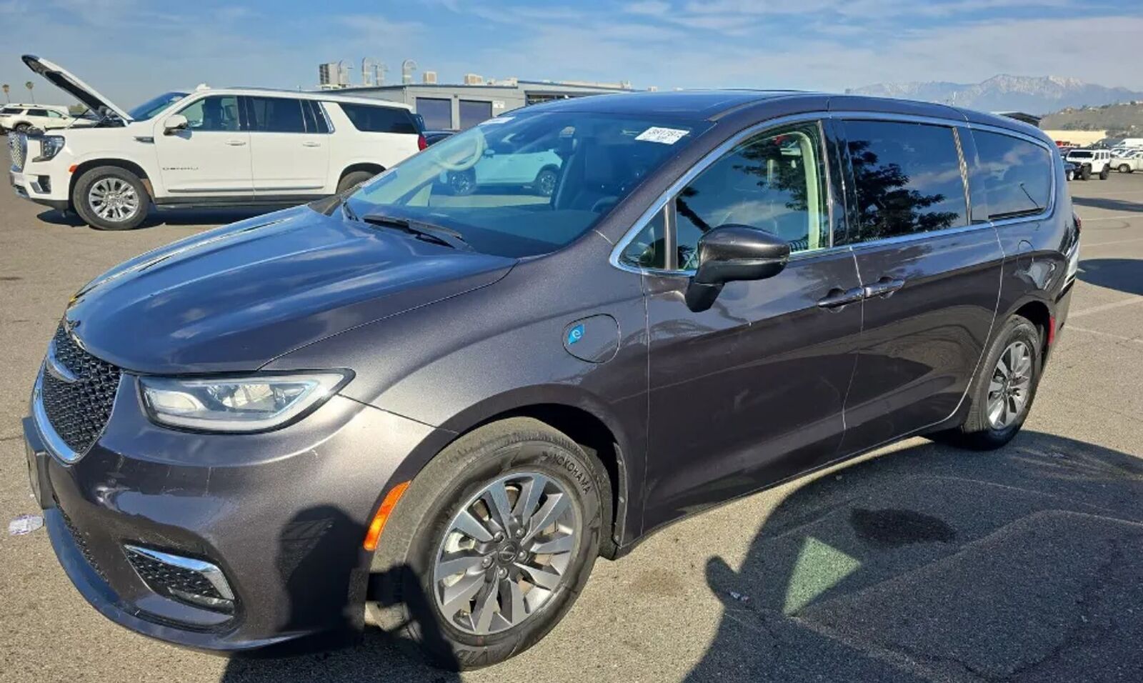 2023 CHRYSLER Pacifica