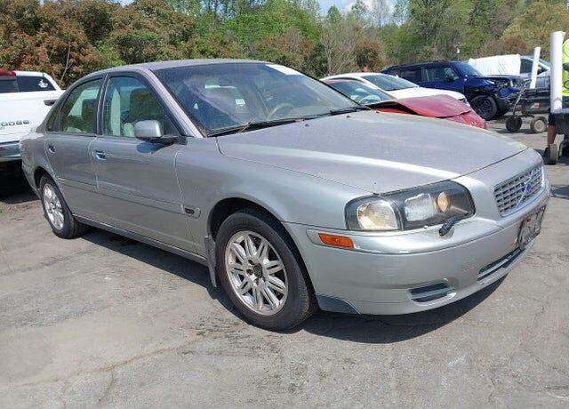 2004 VOLVO S80