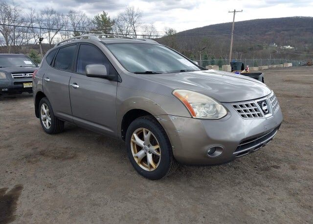 2010 NISSAN Rogue