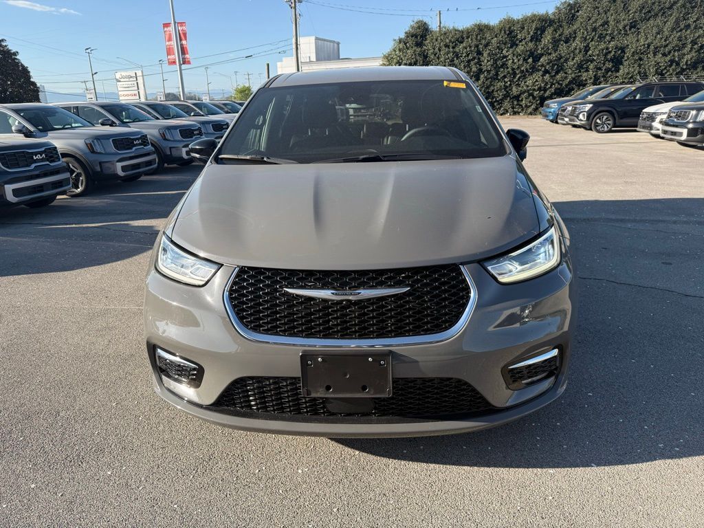 2025 CHRYSLER Pacifica