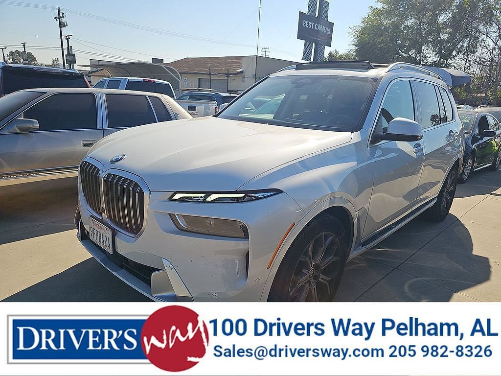 2023 BMW X7