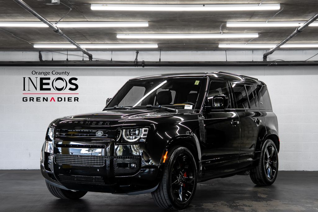 2023 LAND ROVER Defender