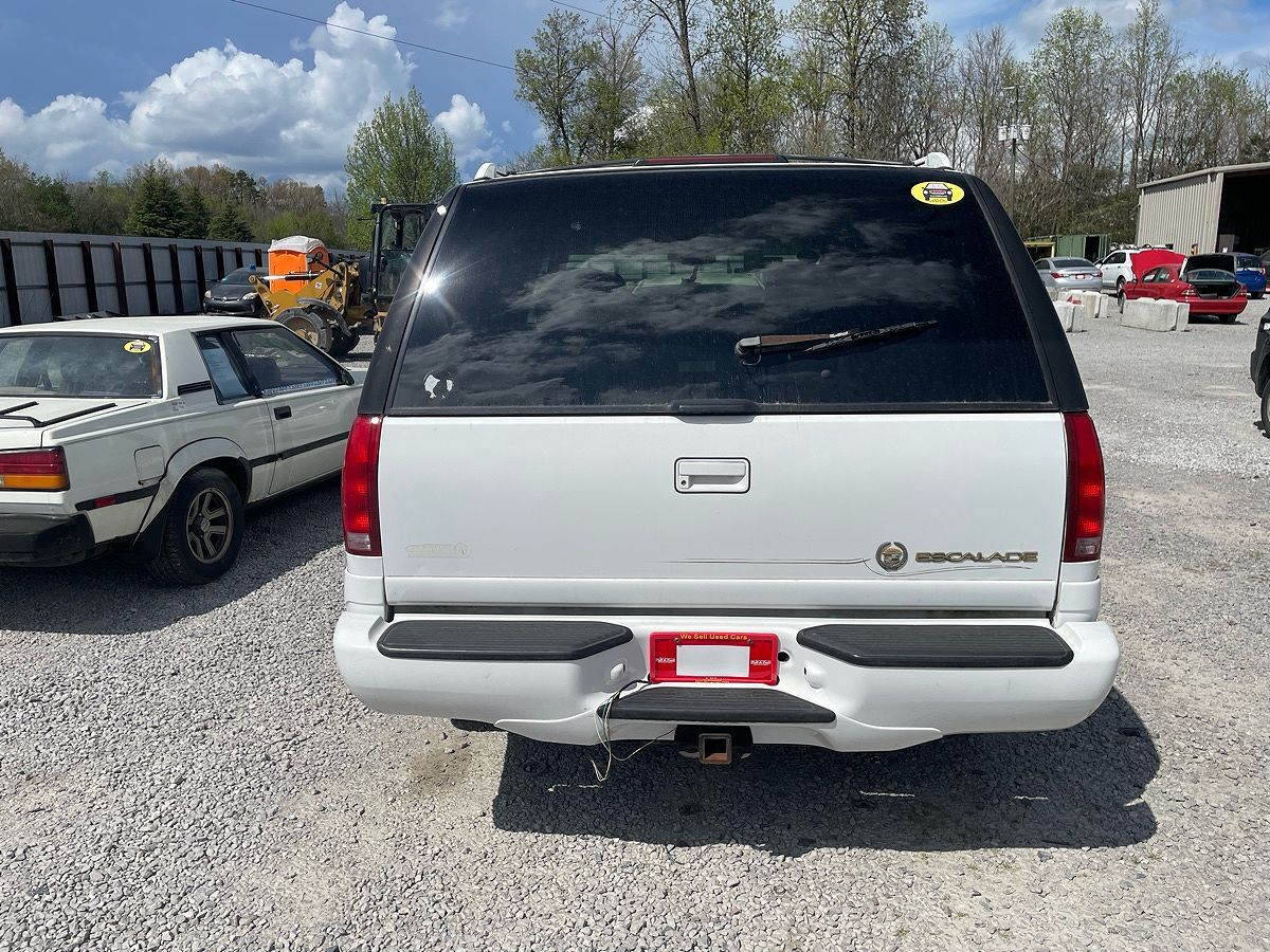 2000 CADILLAC Escalade