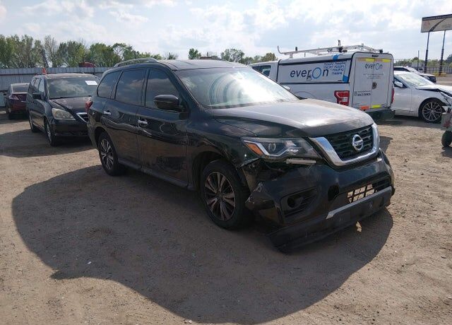 2018 NISSAN Pathfinder