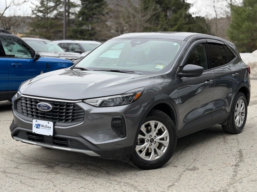 2023 FORD Escape