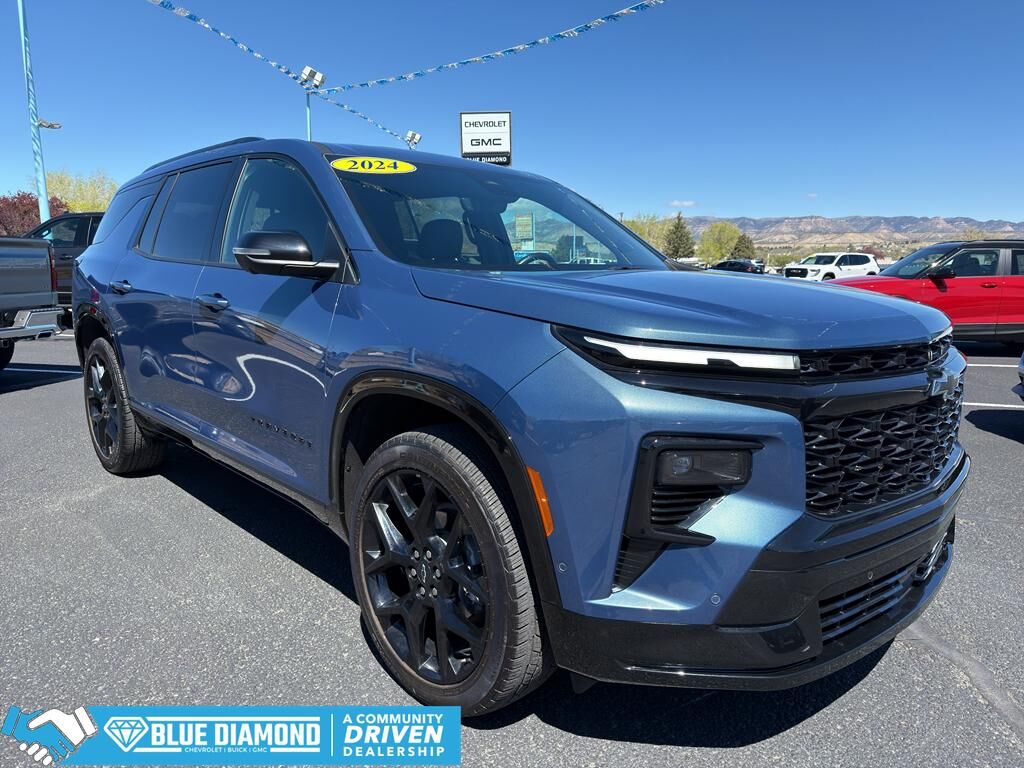 2024 CHEVROLET Traverse