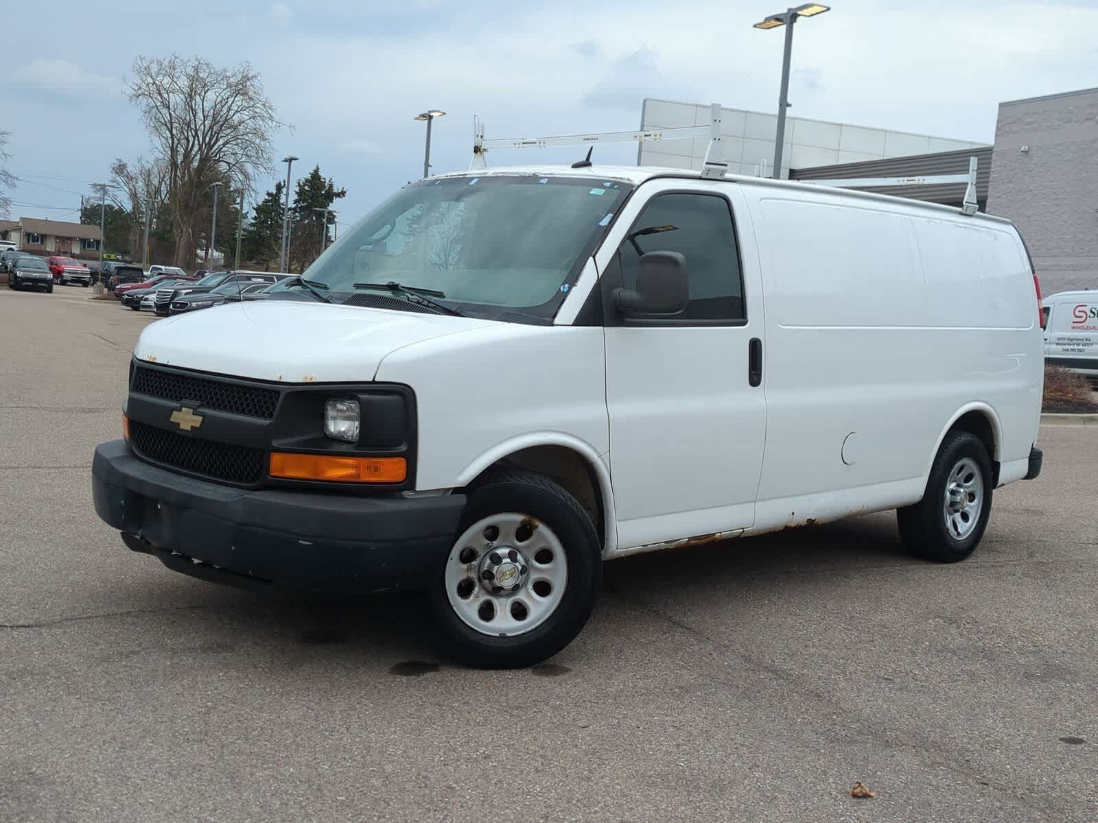 2013 CHEVROLET Express