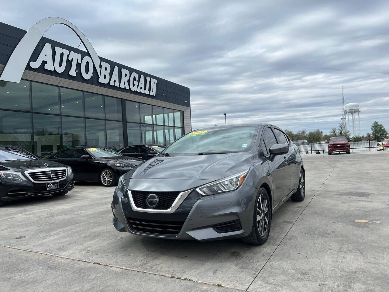 2021 NISSAN Versa