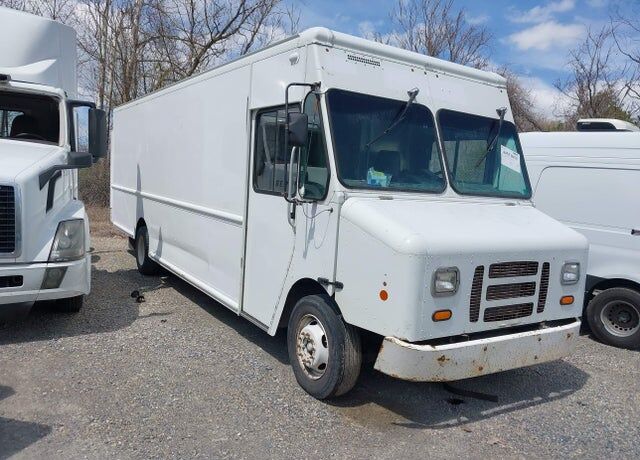 2015 FORD Commercial Chassis