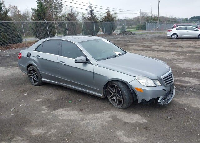 2011 MERCEDES-BENZ E-Class