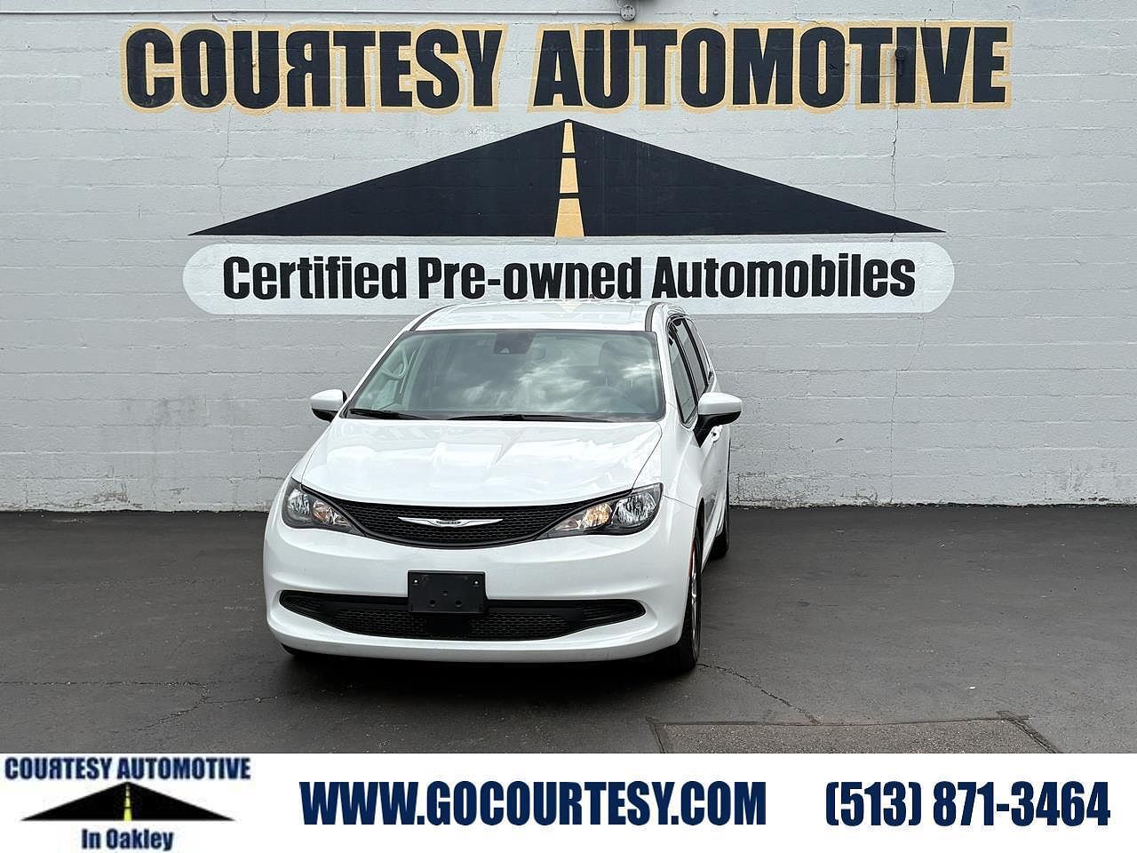 2023 CHRYSLER Voyager