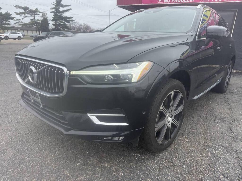 2021 VOLVO XC60