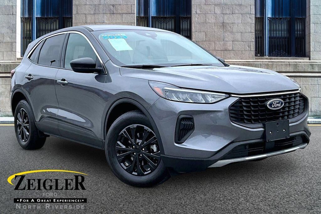 2023 FORD Escape
