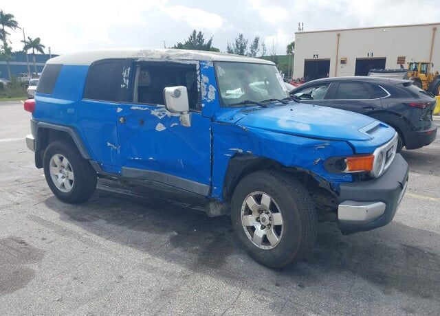 2007 TOYOTA FJ Cruiser