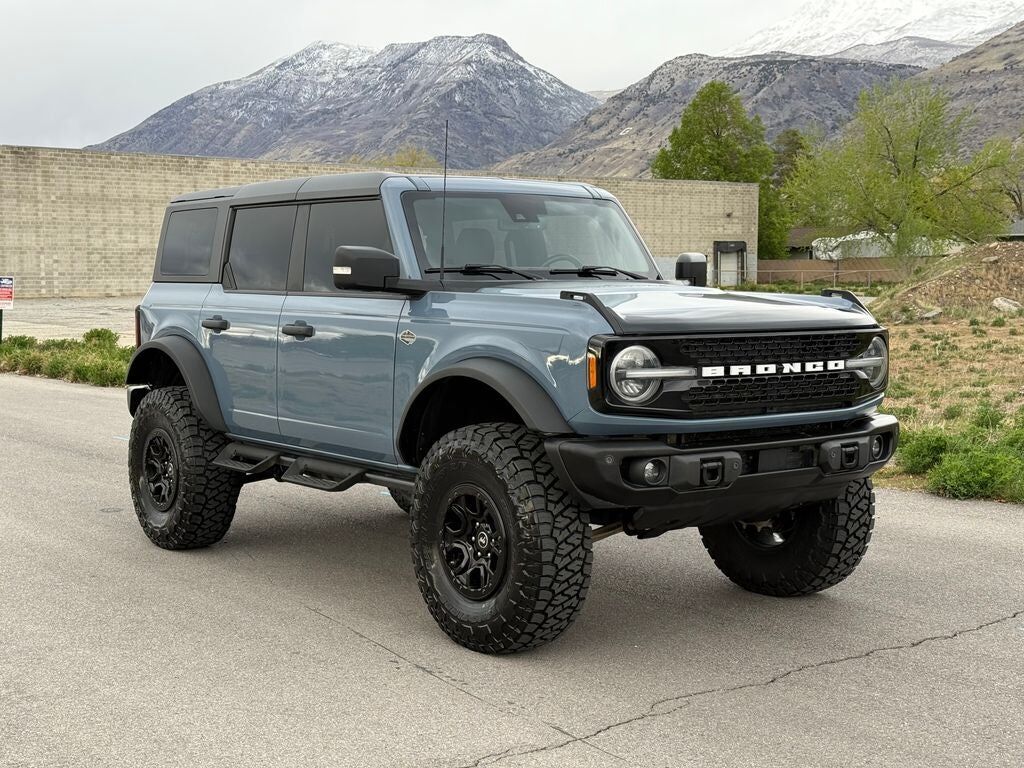 2023 FORD Bronco