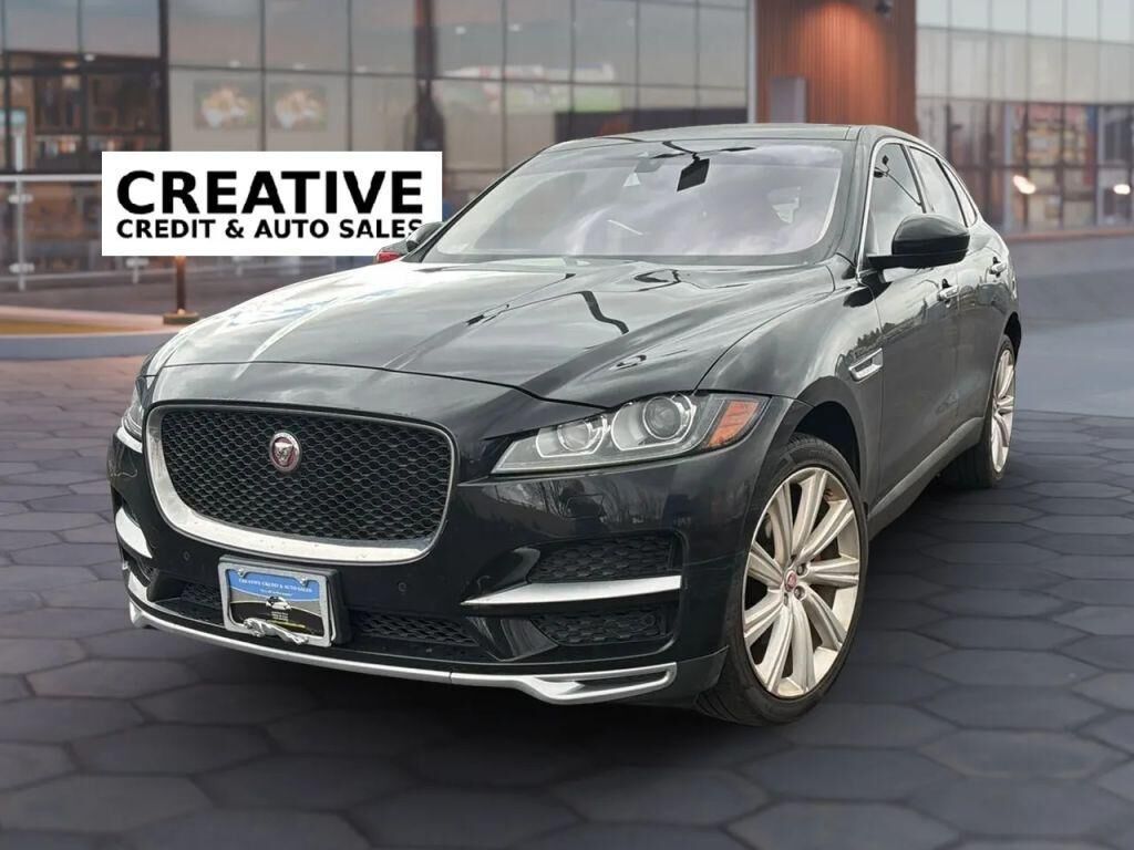 2019 JAGUAR F-Pace