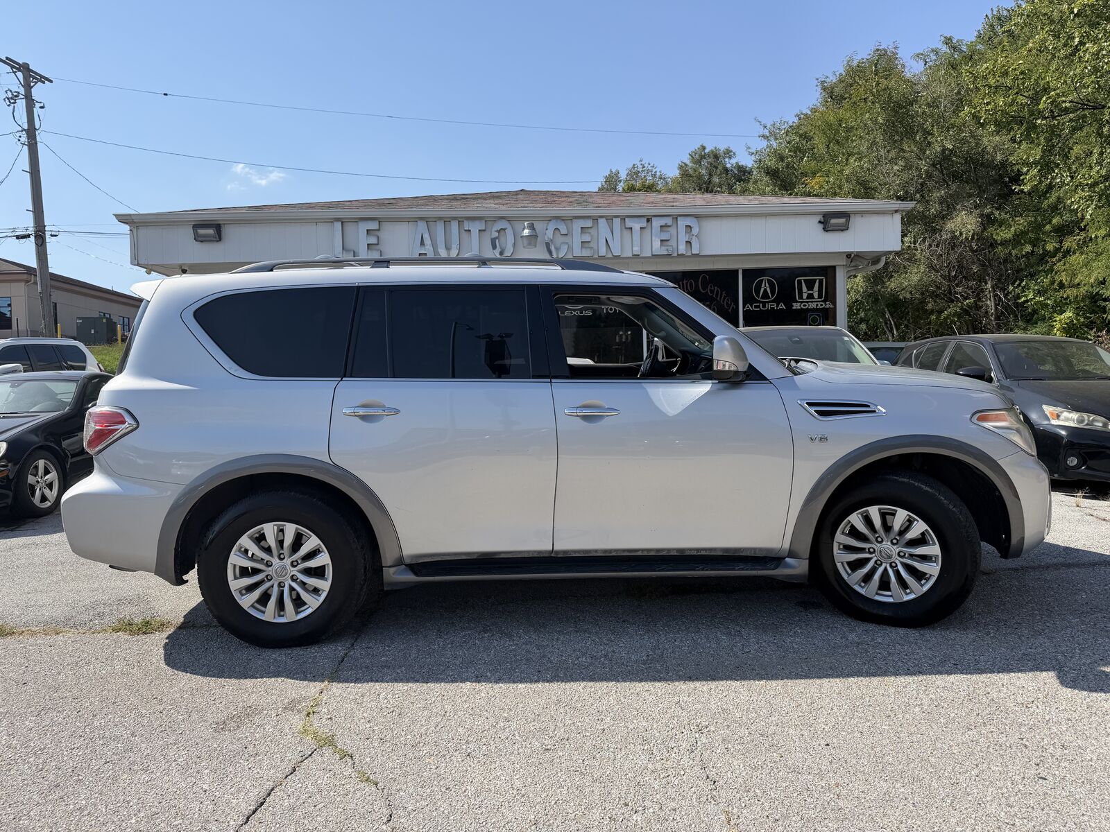 2017 NISSAN Armada