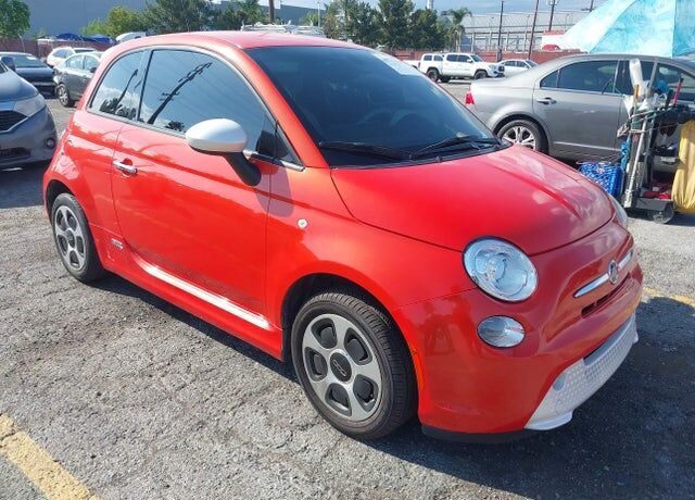 2017 FIAT 500