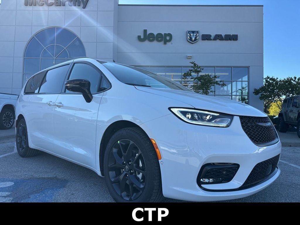 2026 CHRYSLER Pacifica