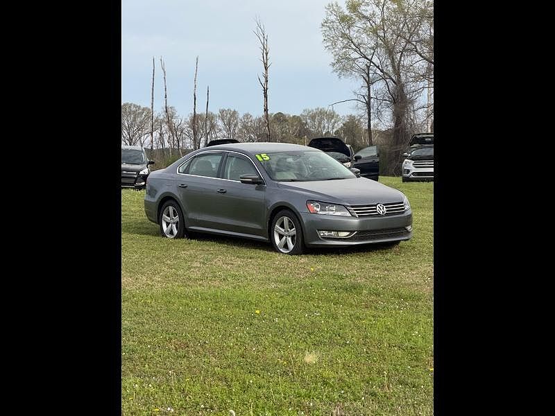 2015 VOLKSWAGEN Passat