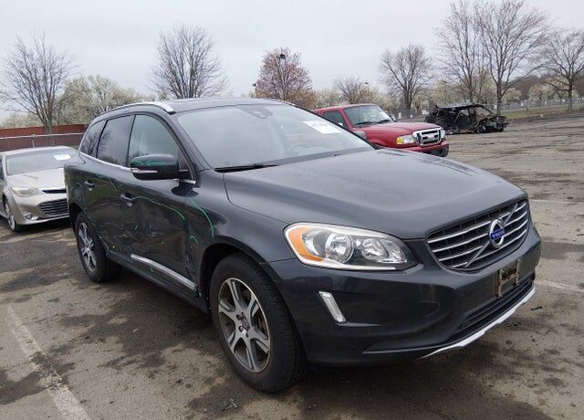 2015 VOLVO XC60