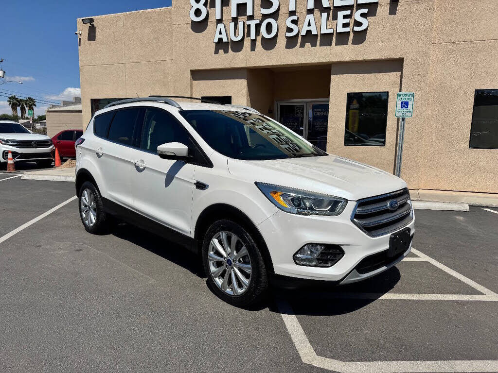 2017 FORD Escape