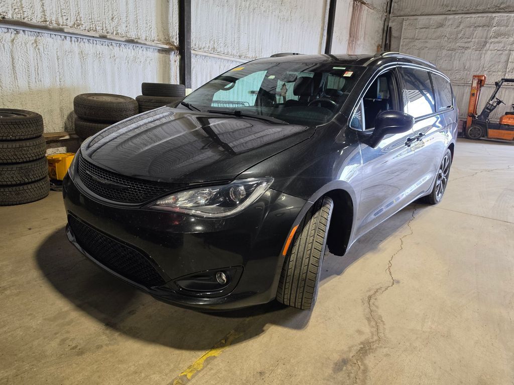 2020 CHRYSLER Pacifica