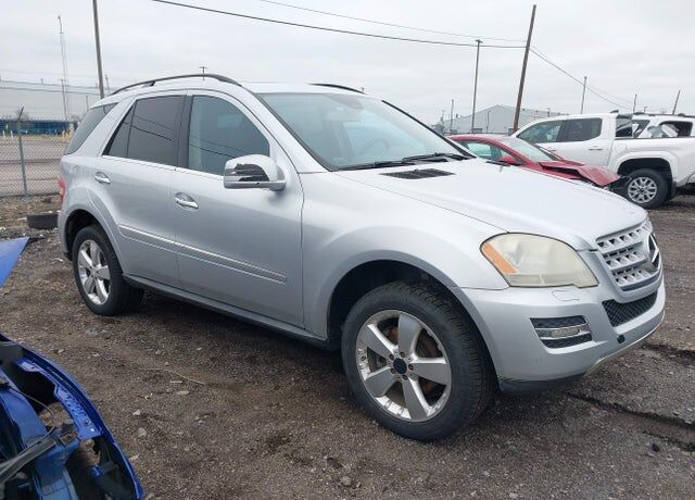 2011 MERCEDES-BENZ M-Class