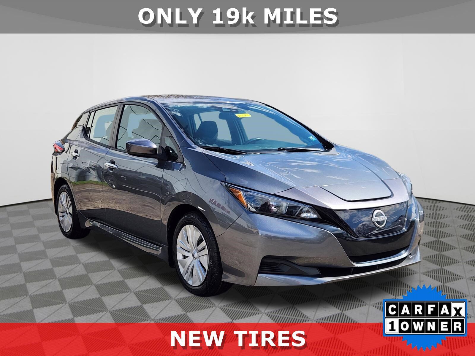 2024 NISSAN Leaf