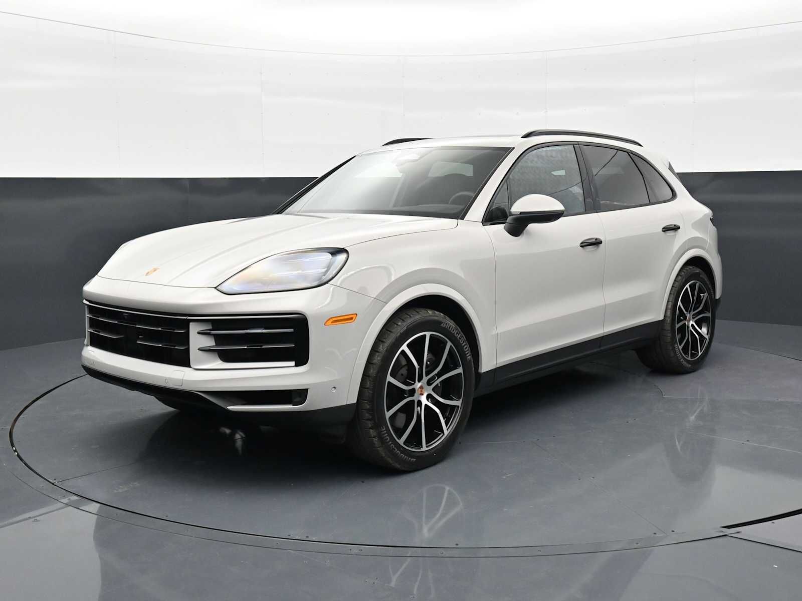 2026 PORSCHE Cayenne