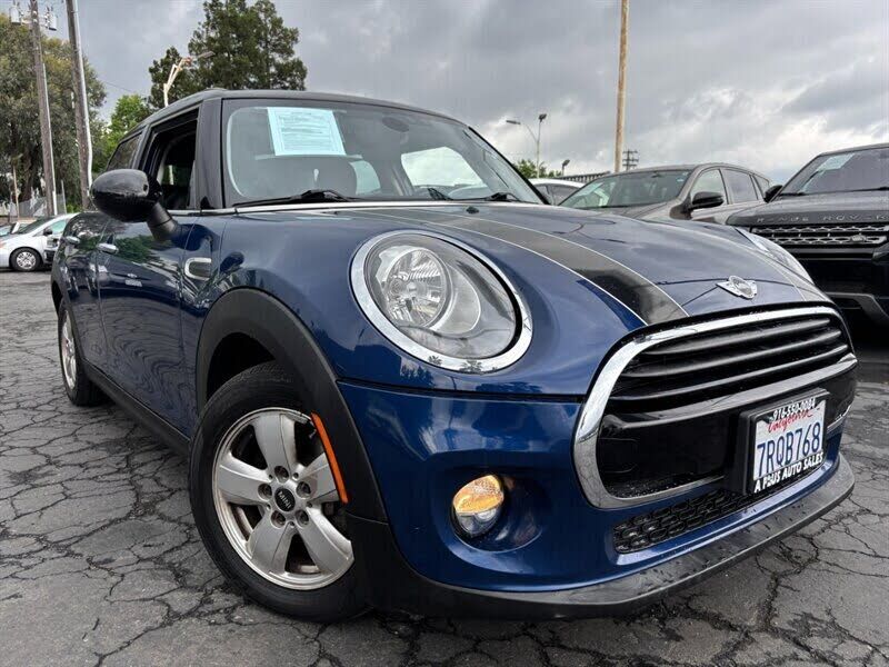 2016 MINI Cooper