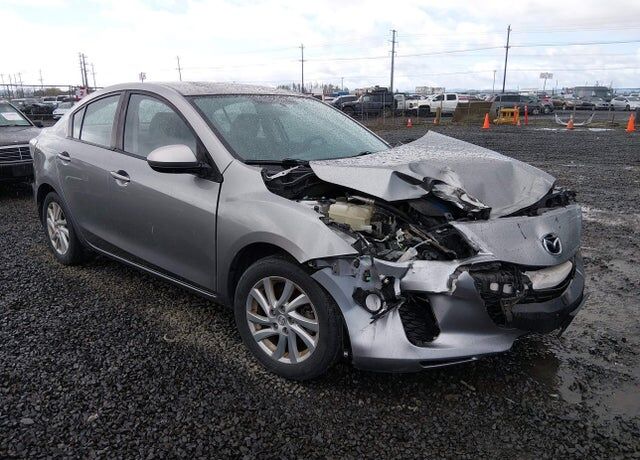 2012 MAZDA Mazda3