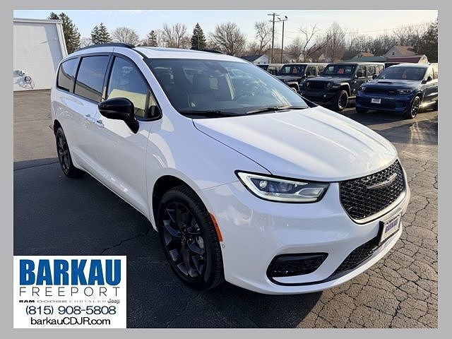 2026 CHRYSLER Pacifica