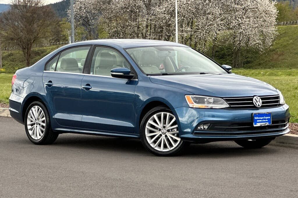 2015 VOLKSWAGEN Jetta
