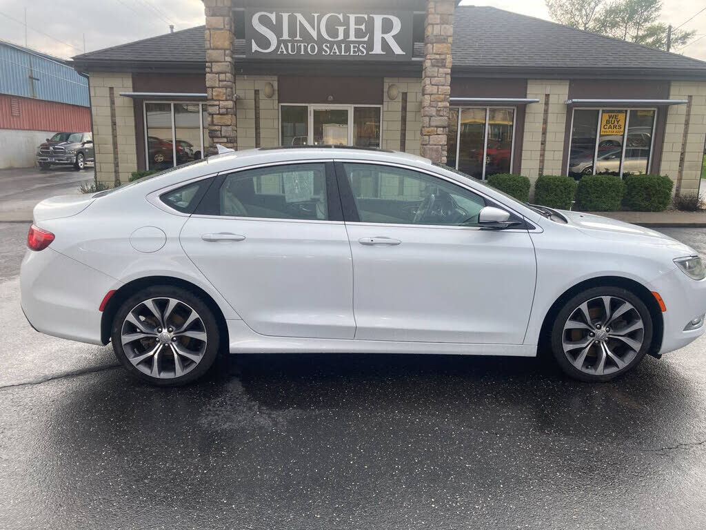 2015 CHRYSLER 200